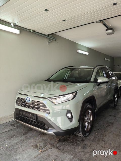 Toyota RAV4, 2.5 L, 1.6 kWh, 2025 il, 7 000 km — Bakı