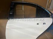 Mercedes W212 qapısı — Bakı