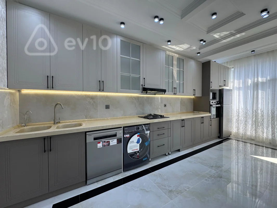 3 otaqlı mənzil, 126 m², Tofiq Abbasov — Mənzil, Bakı (9)