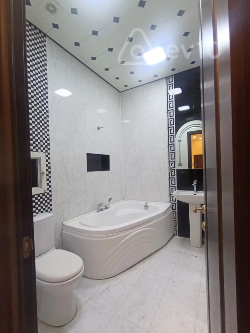 3 otaqlı mənzil, 160 m², Təbriz küçəsi — kirayə — Mənzil, Bakı (11)