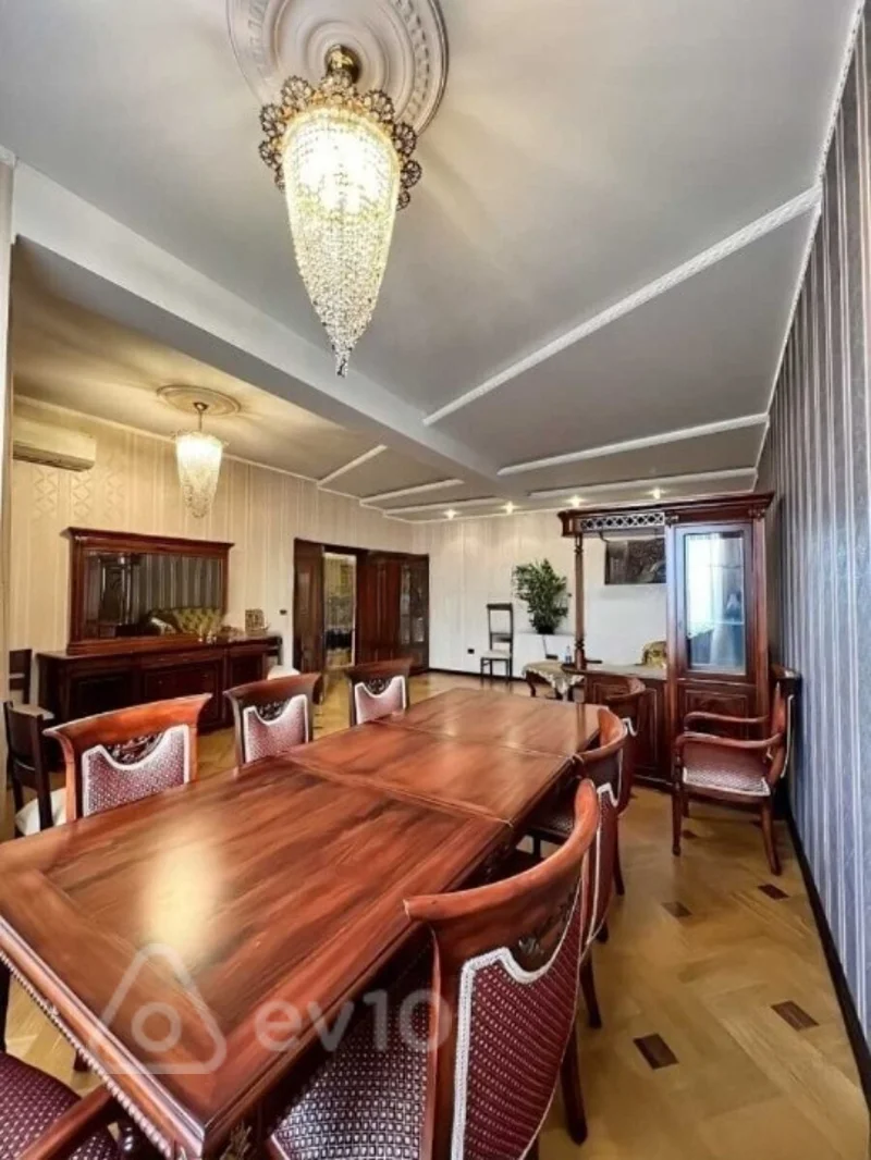4 otaqlı mənzil, 165 m², Ismayılbəy Qutqaşınlı — Mənzil, Bakı (10)