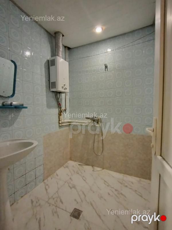 Kirayə 2 otaqlı Bina evi menzil (Köhnə tikili), 50 m², Binəqədi rayonu — Mənzil, Bakı (5)
