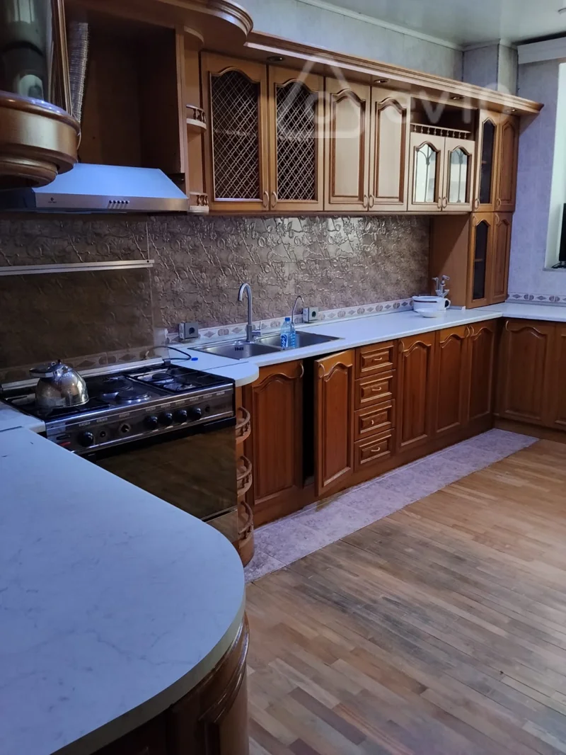 3 otaqlı mənzil, 150 m², Sabit Rəhman — kirayə — Mənzil, Bakı (8)