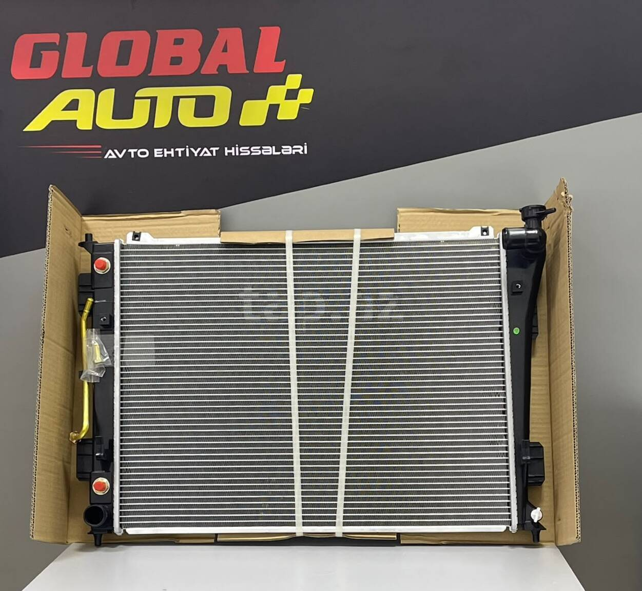 Su radiatoru Hyundai Azera 2011-2016 — Bakı