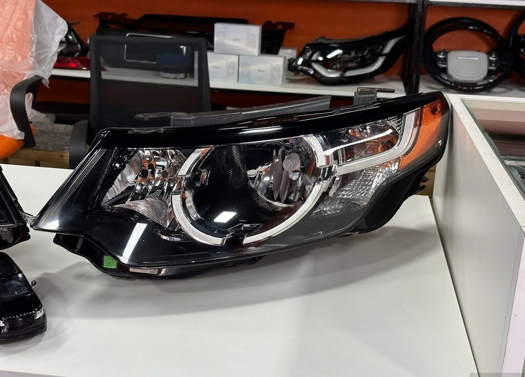 Fara Land Rover Discovery Sport 2016-2018 — Avtomobil işığı, Bakı (3)