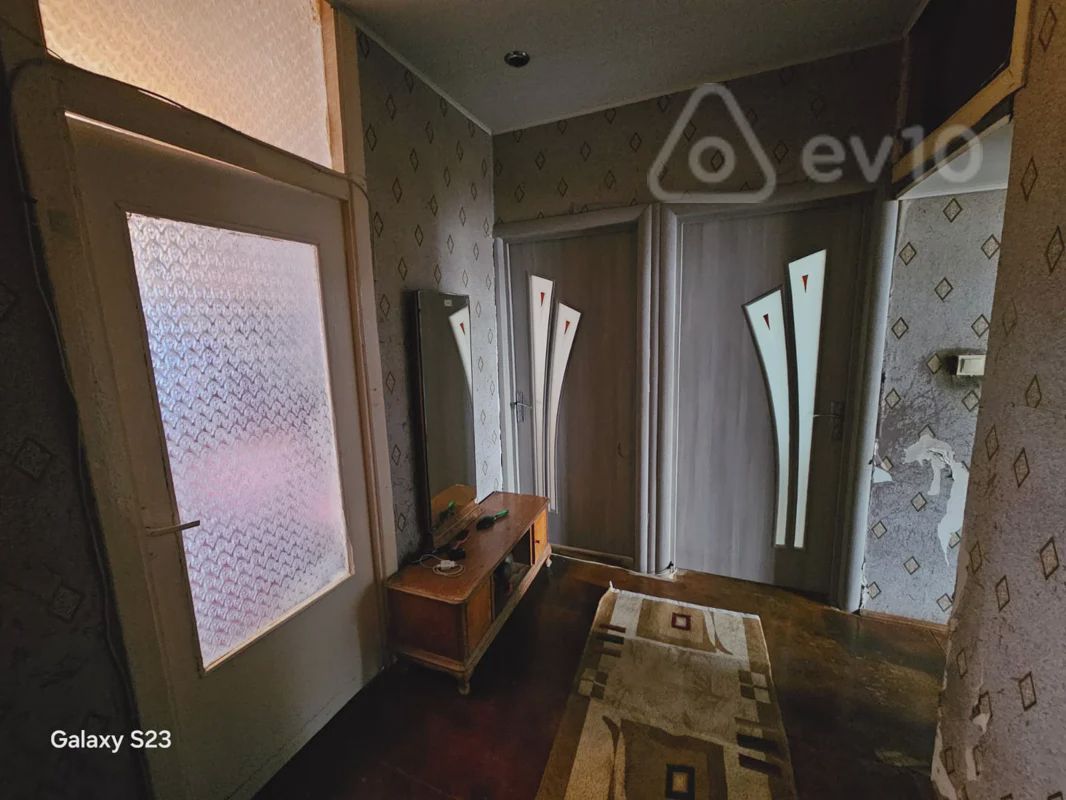 For sale: 3-room apartment (old building), 72 m² — Mənzil, Bakı (4)