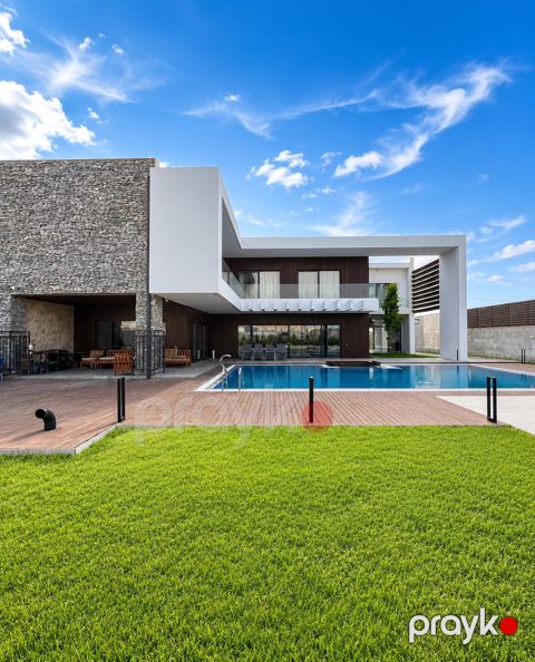 Satılır 5 otaqlı həyət evi/bağ evi 370 m² — Bakı