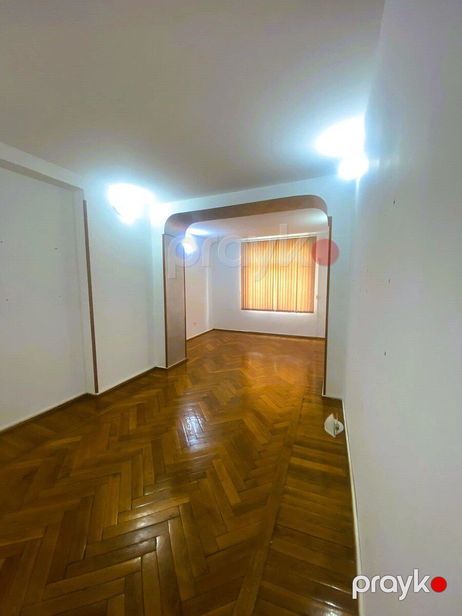 Satılır 3 otaqlı köhnə tikili 103 m² — Mənzil, Bakı (9)