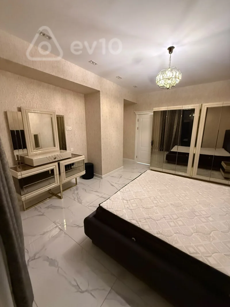 3 otaqlı mənzil, 150 m², Tbilisi prospekti — kirayə — Mənzil, Bakı (7)