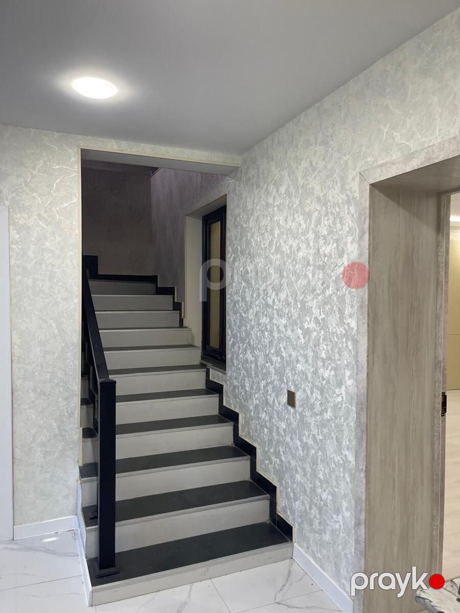 Satılır 5 otaqlı həyət evi/bağ evi 240 m² — Ev, villa, Bakı (9)