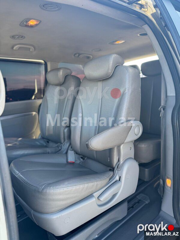 Kia Carnival, 2011 il — Avtomobillər, Bakı (4)