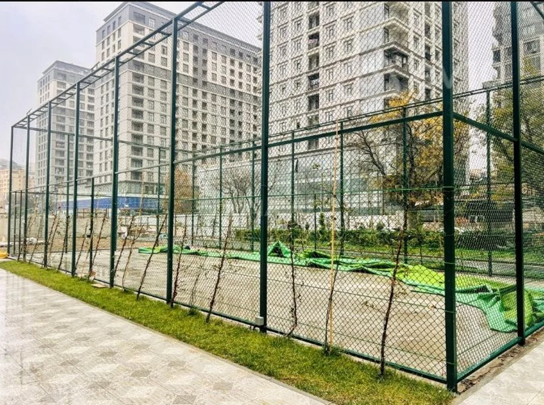 4 otaqlı mənzil, 195 m², 28MAY m.st M.Refili kuç — Mənzil, Bakı (3)