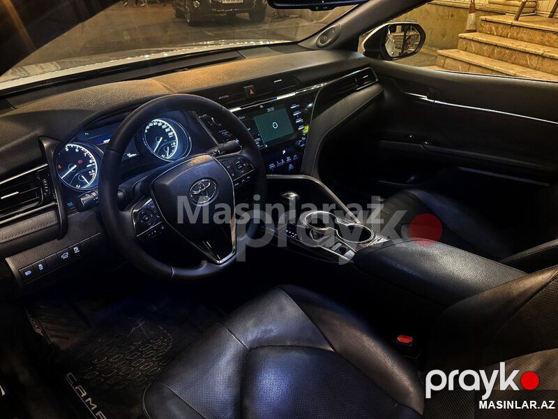 Toyota Camry, 2021 il — Minik avtomobili icarəsi, Bakı (3)