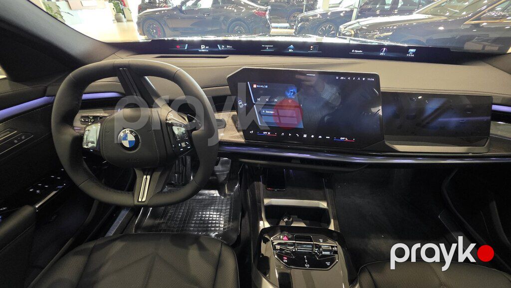 BMW 740, 3.0 L, 2026 il, yeni — Avtomobillər, Bakı (12)