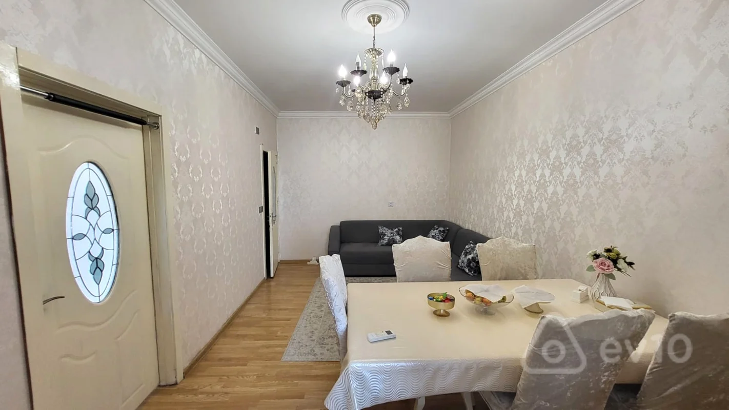 3 otaqlı mənzil, 55 m², Azadliq prospekti metrosunun yaxinligi — Bakı