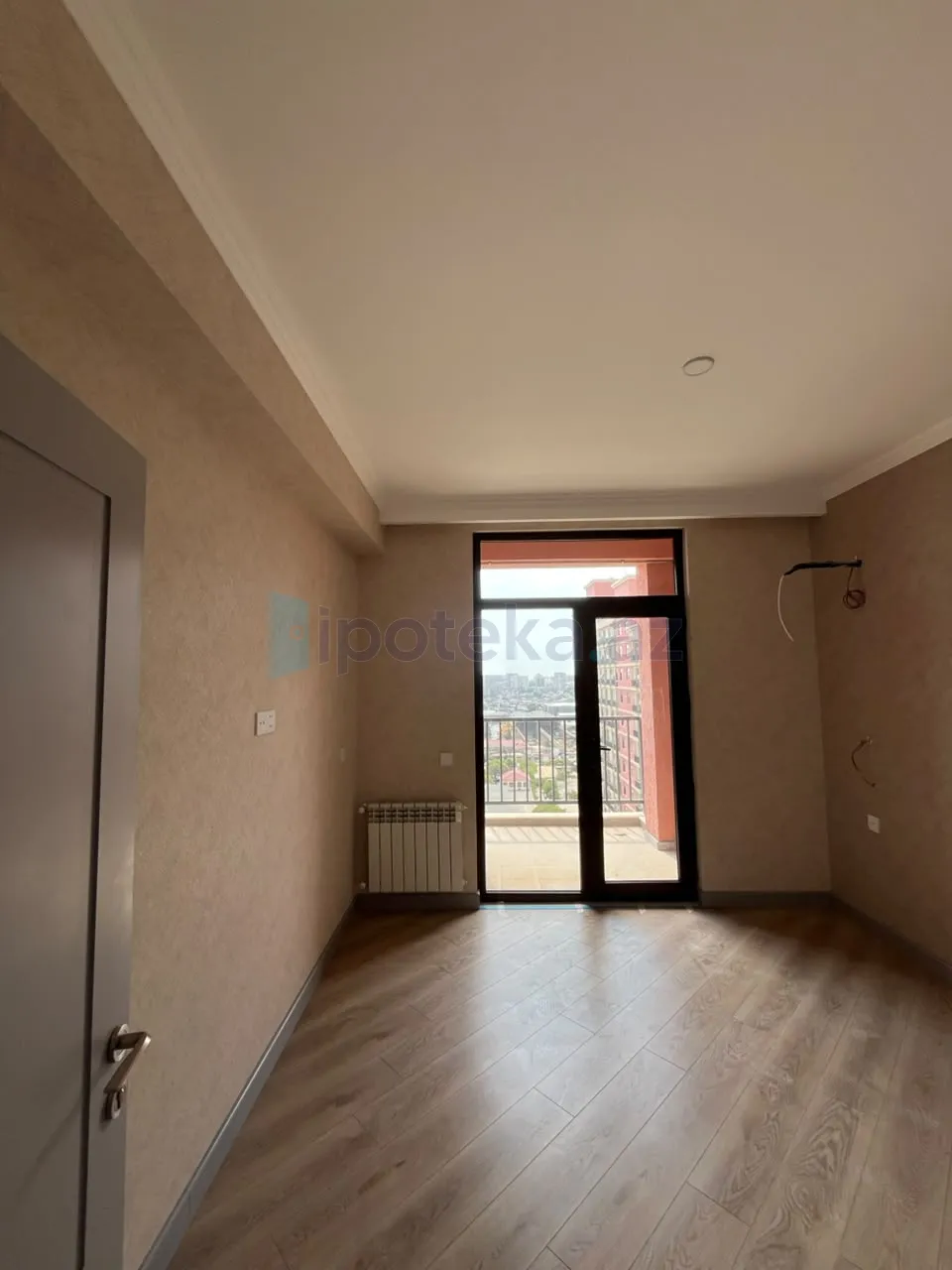 Satılır: 2 Otaq, Yeni tikili, Binəqədi r., 7-ci mkr q., 88.00 m² — Bakı