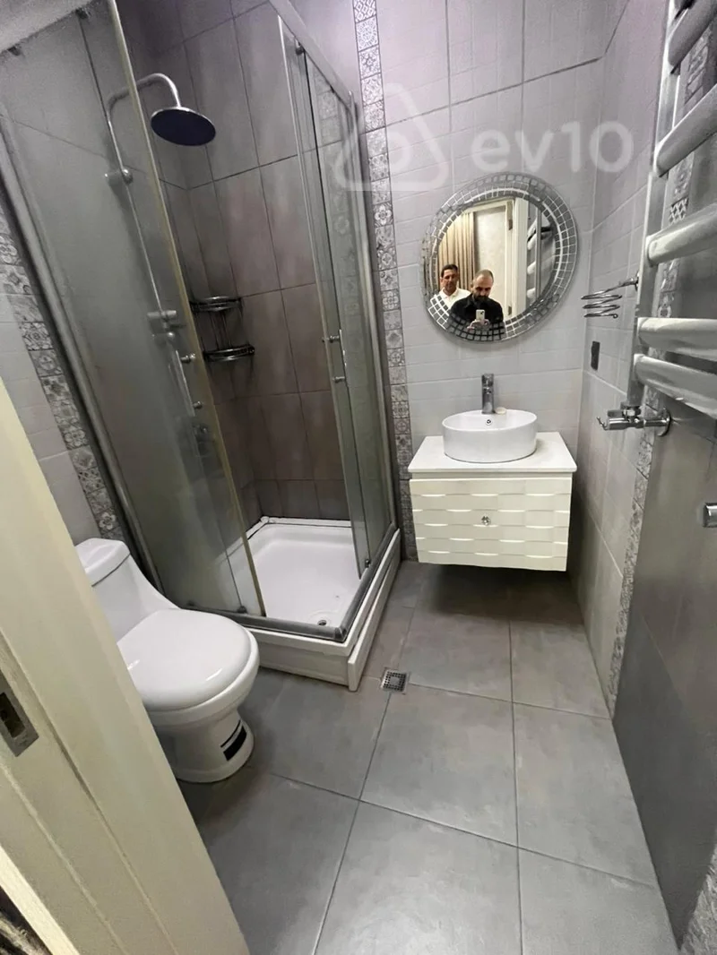 3 otaqlı mənzil, 135 m², Vladislav Plotnikov küçəsi — kirayə — Mənzil, Bakı (10)