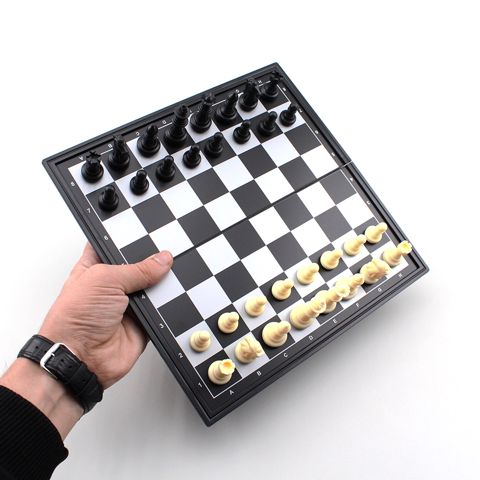 Mini Maqnitli Şahmat Dəsti Uşaqlar və Böyüklər üçün Öyrənici Oyuncaqlar — Masalar və Kart Oyunları