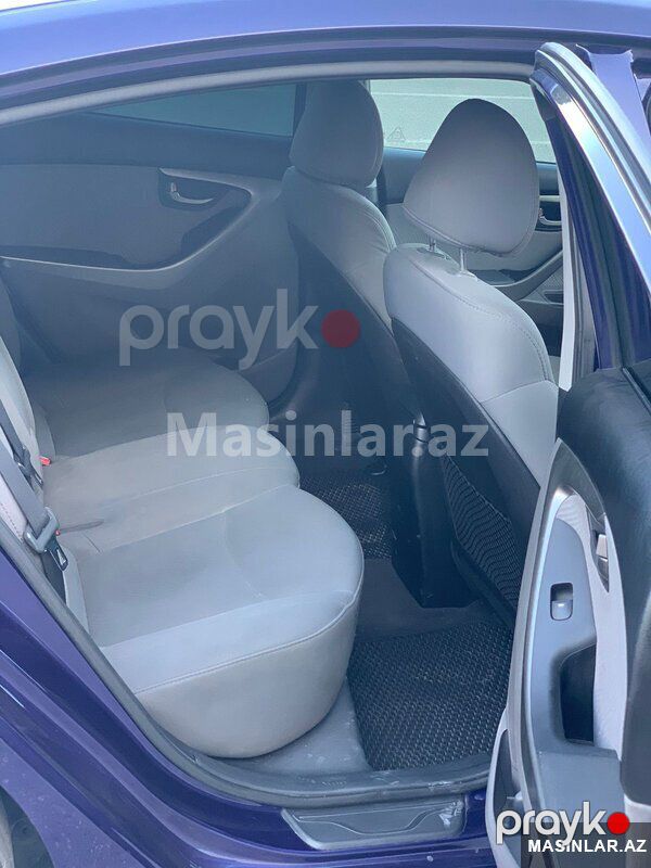 Hyundai Elantra — Minik avtomobili icarəsi, Bakı (4)