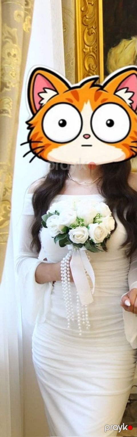 Ağ rəngli zərif ziyafət/nişan/libas - Model: bədənə oturan, uzun — Bakı