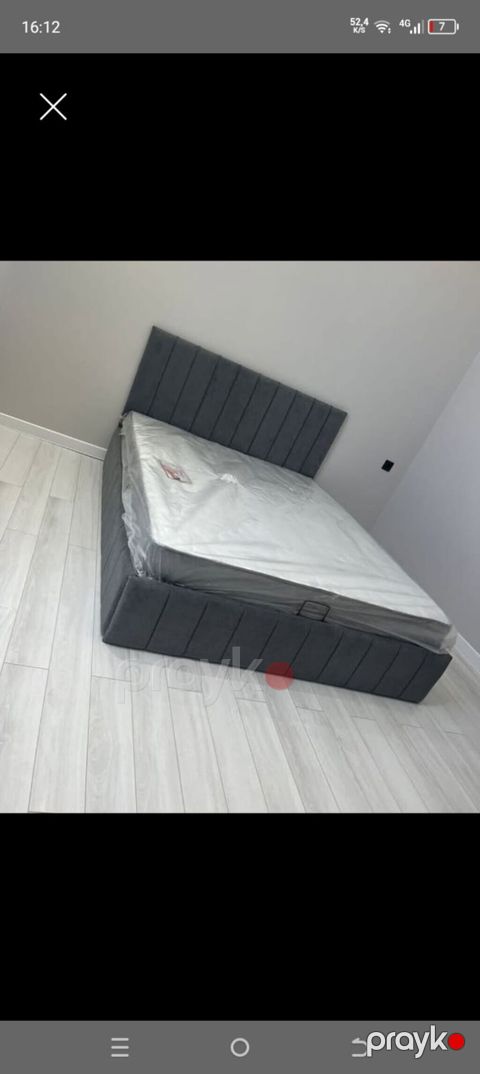 Yeni, İkinəfərlik çarpayı — Saray