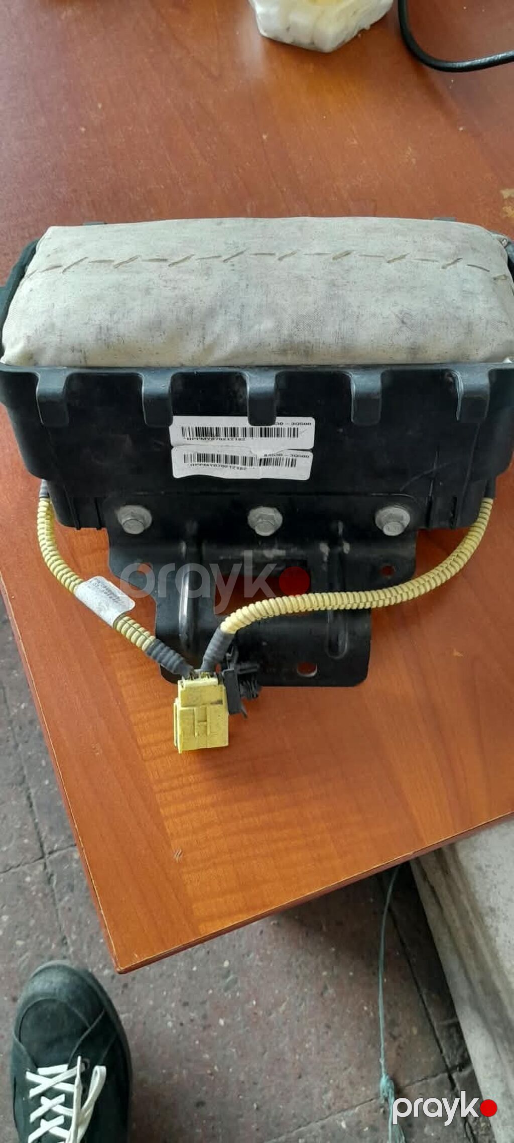 Nomre ile elaqe saxlayin — Salon detalları, Bakı (3)