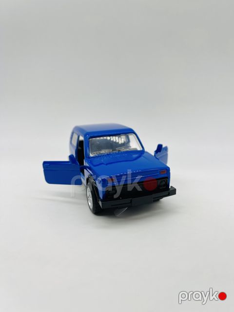 Maşın Lada Niva P-52, metal, göy — Bakı