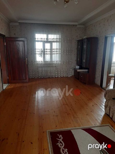 Satılır 4 otaqlı həyət evi/bağ evi 130 m² — Bakı