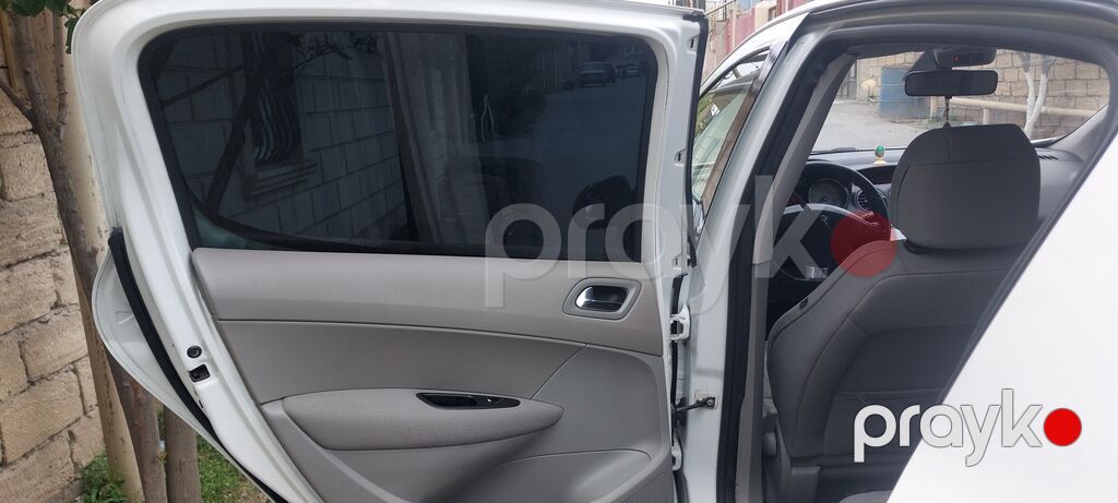 Peugeot 308: 1.6 l 2008 il 220000 km Hetçbek — Avtomobillər, Masazır (8)
