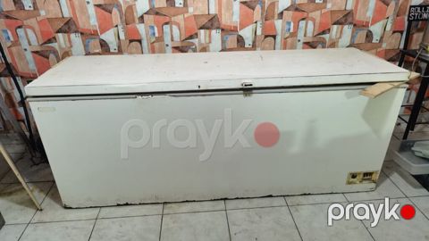 Qapalı dondurucu — Bakı