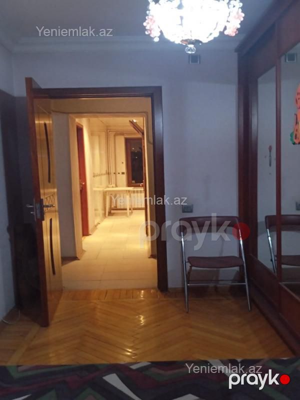 Satılır 3 otaqlı Bina evi menzil (Köhnə tikili), 70 m², Yasamal rayonu — Mənzil, Bakı (2)