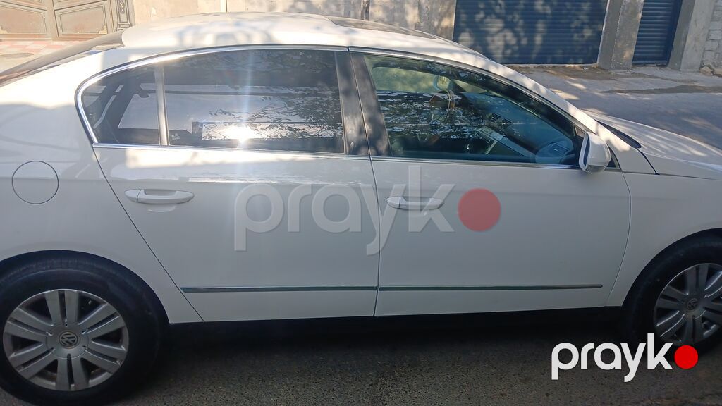 Volkswagen Passat: 1.8 l 2009 il Sedan 77-ZF-138 — Avtomobillər, Qobu (5)