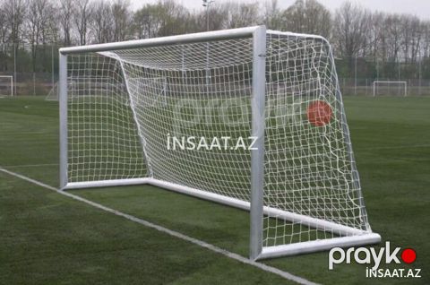 Futbol qapısı — Bakı