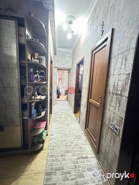 Satılır 3 otaqlı köhnə tikili 100 m² — İlham