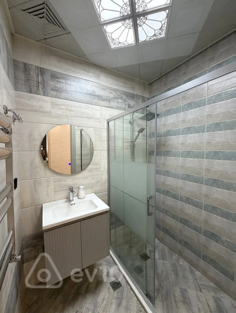 2 otaqlı mənzil, 70 m², Kövkab Safaraliyeva küçəsi — kirayə — Mənzil, Bakı (9)