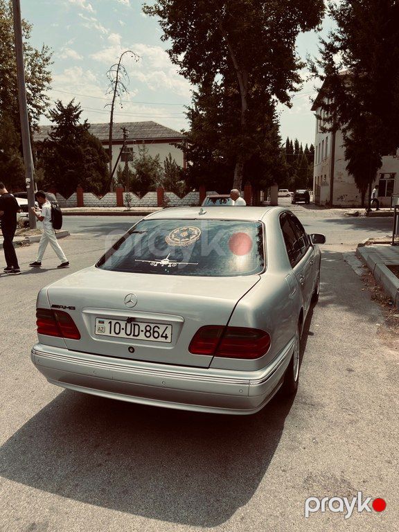 Mercedes E 240, 2.4 L, 2001 il, 422 958 km 10-UD-864 — Avtomobillər, Ağdaş (2)