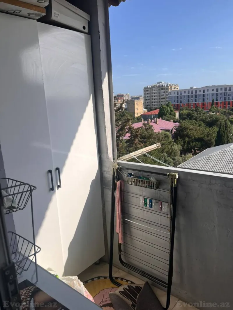 Satılır 1 otaqlı Mənzil Köhnə tikili 35 m² Bakı, Sabunçu r., Bakıxanov — Mənzil, Bakı (5)