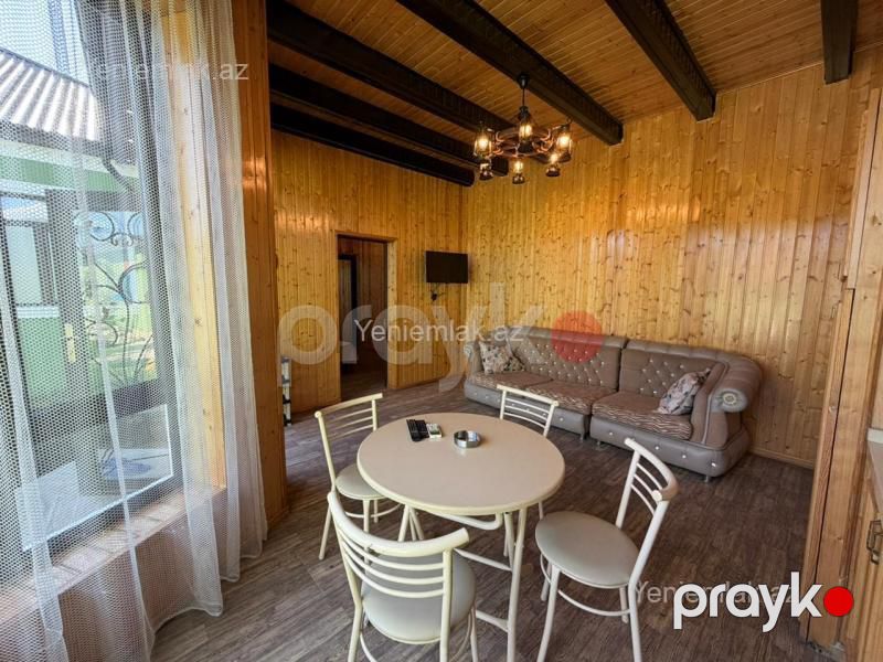 Günlük 4 otaqlı Həyət evi / Villa, 211 m², Quba — Ev, villa, Quba (7)