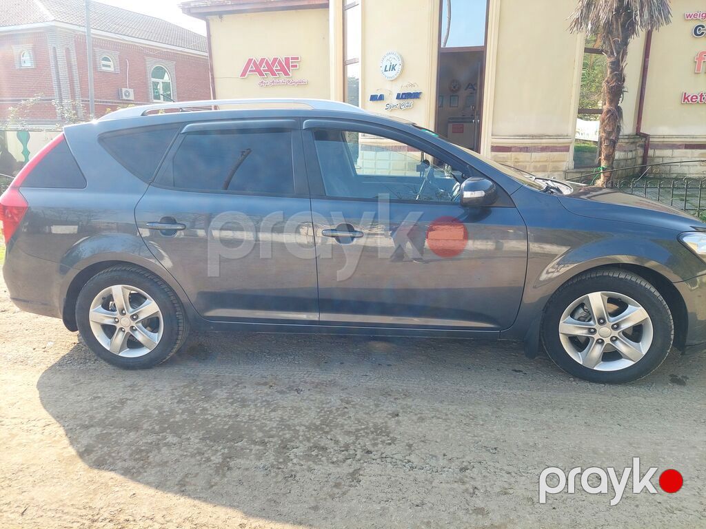 Kia Ceed: 1.6 l 2010 il Universal 77-FR-568 — Avtomobillər, Lerik (3)