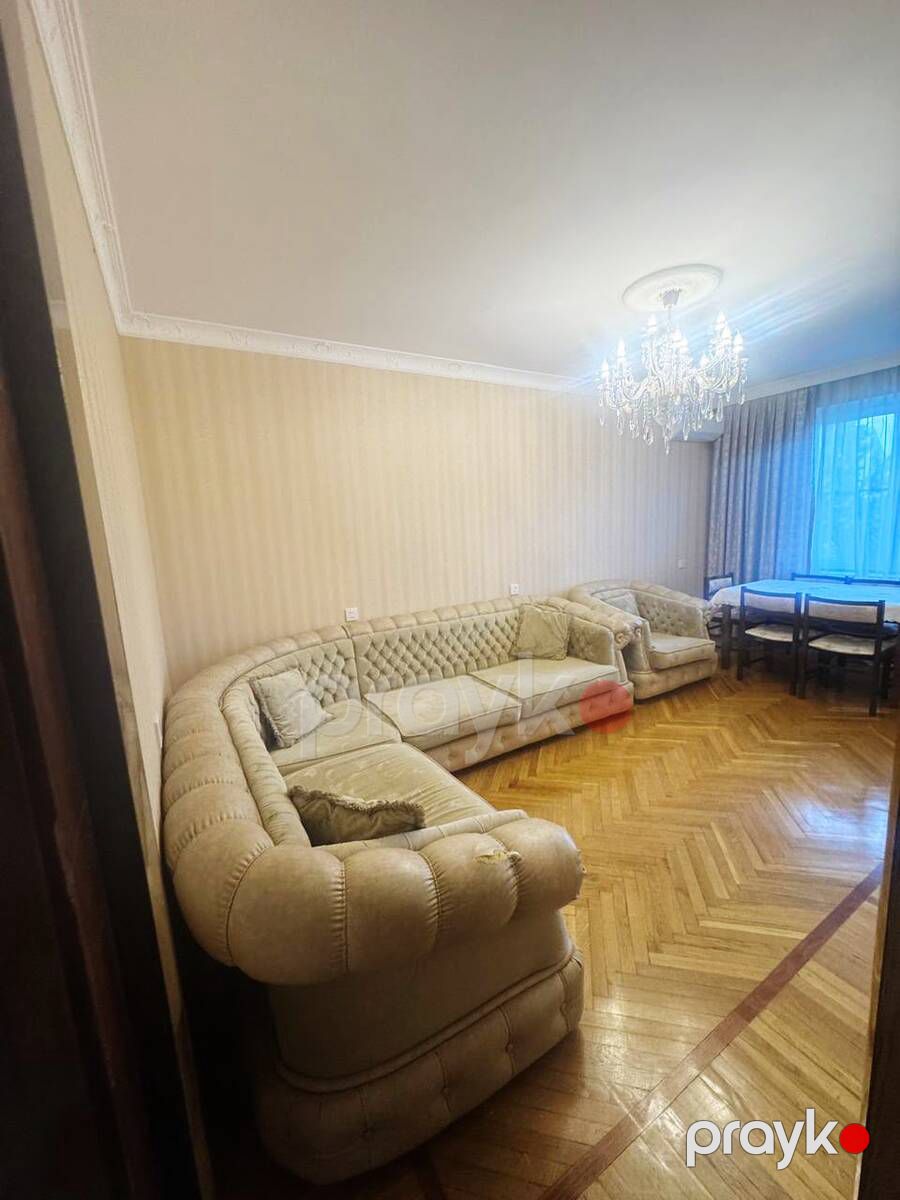 Satılır 4 otaqlı köhnə tikili 85 m² — Mənzil, Bakı (2)