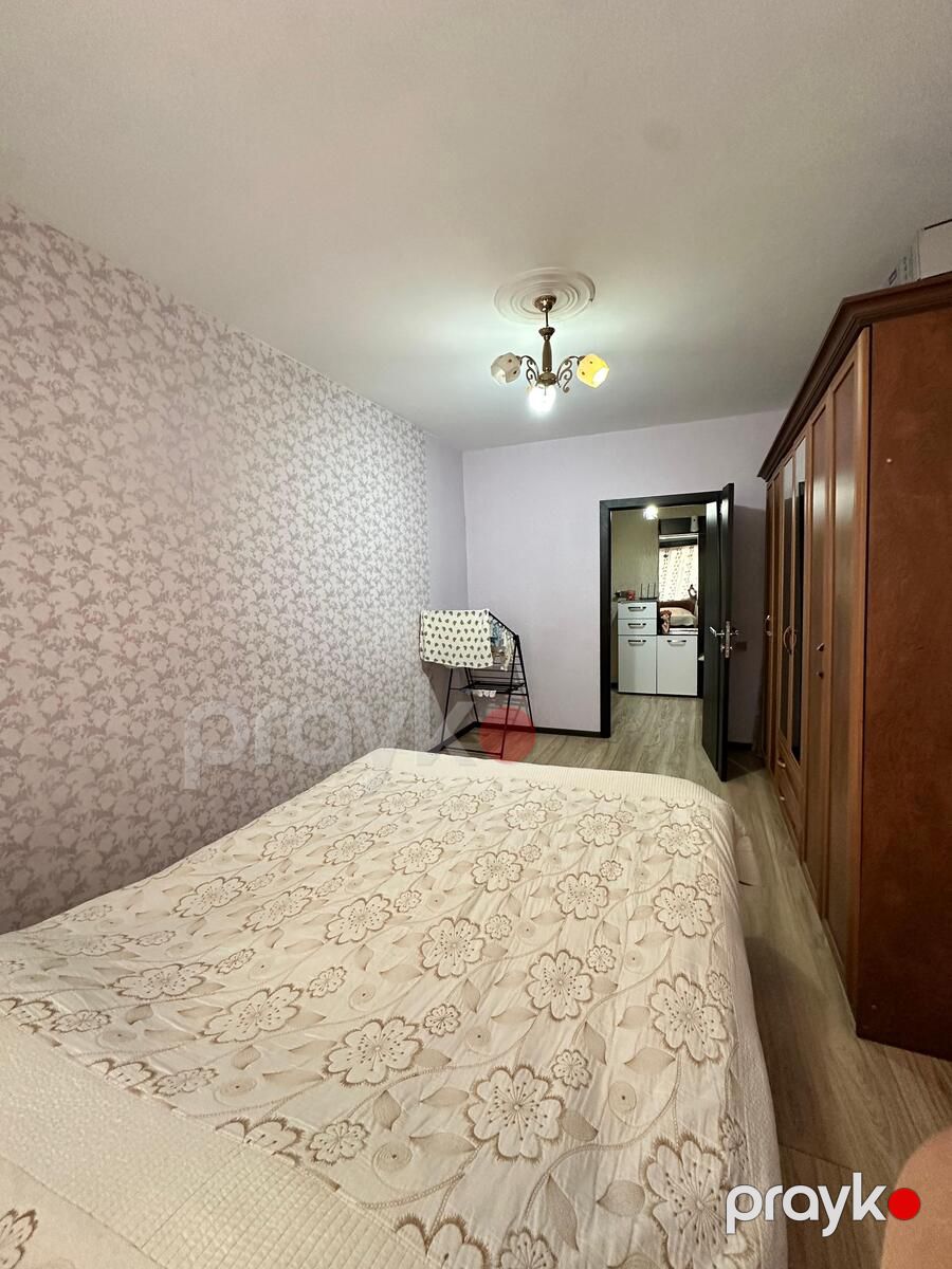 Satılır 4 otaqlı köhnə tikili 100 m² — Mənzil, Bakı (9)