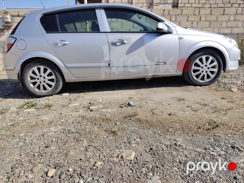 Opel Astra: 1.3 l 2006 il 220000 km Hetçbek 20-EU-189 — Avtomobillər, Gəncə (3)