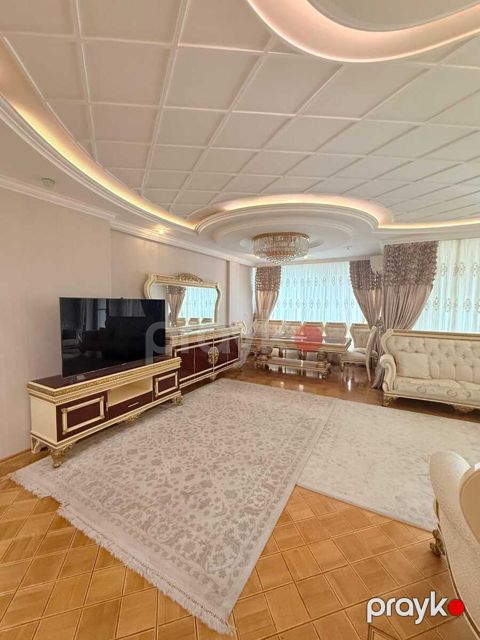 İcarəyə verilir 3 otaqlı yeni tikili 140 m² — Bakı