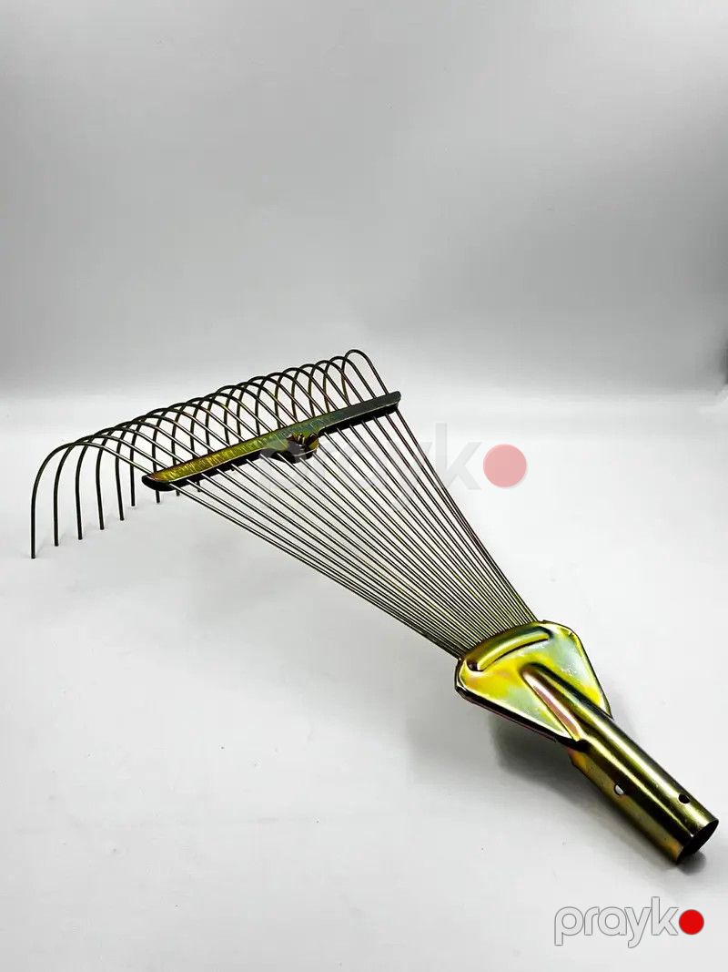 Dırmıq torpaq üçün, metal, qızılı — Mallar, Bakı (3)