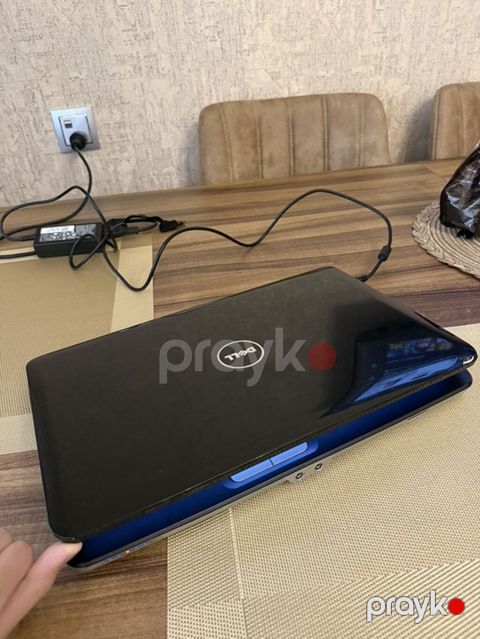 Dell Vostro 1015 noutbuk - Ekran: 15.6" enerji-səmərəli displey — Bakı