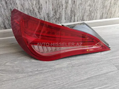 Mercedes W117 CLA arxa stopu — Bakı