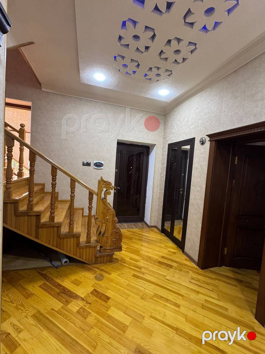 Satılır 6 otaqlı həyət evi/bağ evi 350 m² — Ev, villa, Bakı (11)
