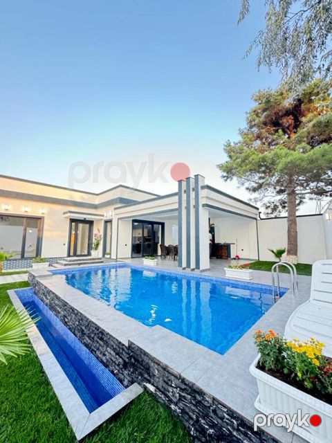 Satılır 4 otaqlı həyət evi/bağ evi 200 m² — Bakı