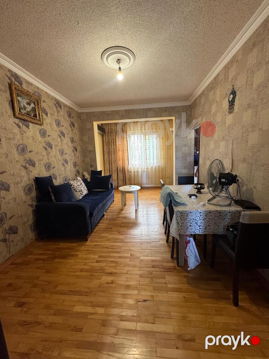 Satılır 2 otaqlı köhnə tikili 52 m² — Mənzil, Bakı (2)