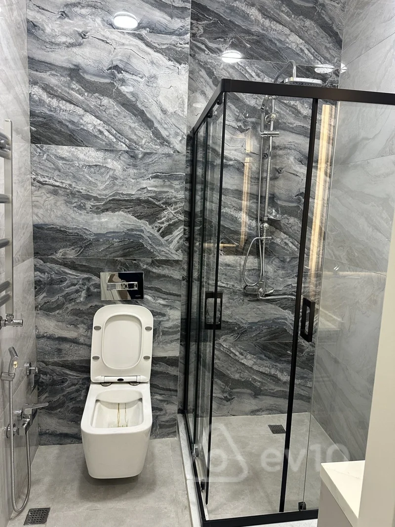3 otaqlı mənzil, 105 m², Ziya Bünyadov pr. — kirayə — Mənzil, Bakı (9)